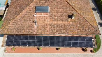 Hệ thống quang điện công suất 6 kWp và pin lưu trữ 5 kWh – Địa điểm: Pescia (Bồ Đào Nha)